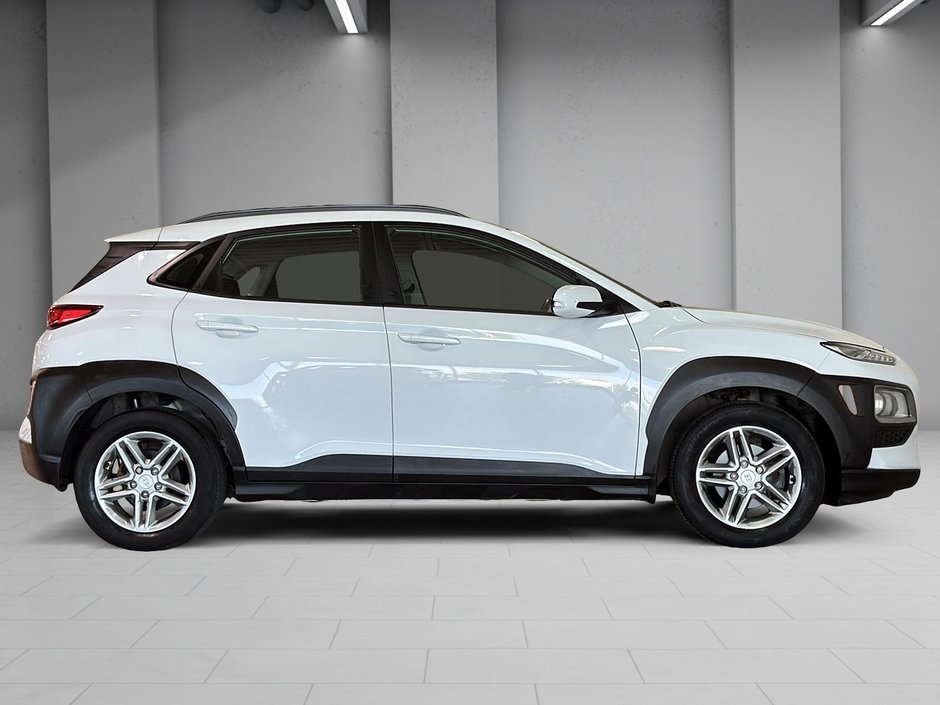 Hyundai Kona ESSENTIAL A/C SIEGES CHAUFFANTS CAMERA MAGS 2020-14