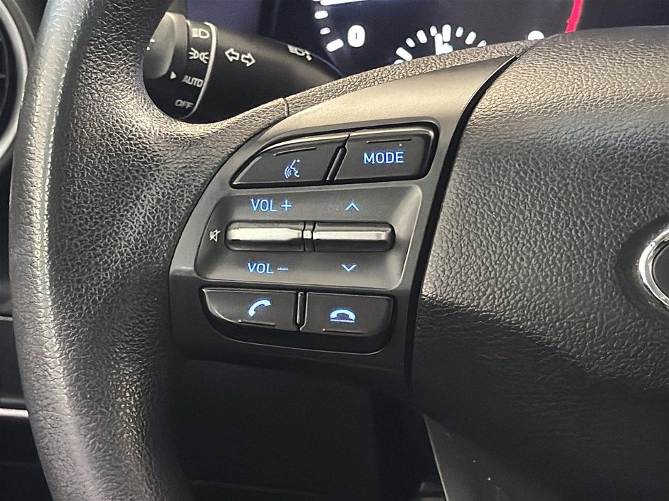 Hyundai Kona ESSENTIAL A/C SIEGES CHAUFFANTS CAMERA MAGS 2020-30