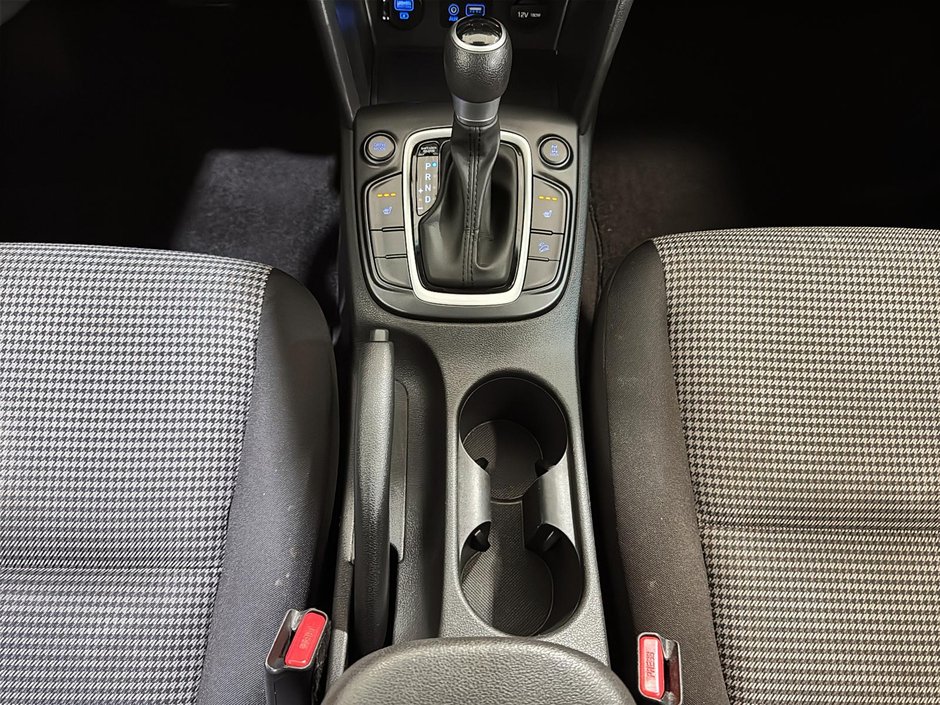 Hyundai Kona ESSENTIAL A/C SIEGES CHAUFFANTS CAMERA MAGS 2020-23