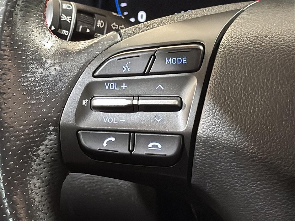 Hyundai Kona ULTIMATE AWD TOIT OUVRANT GPS SON INFINITY CUIR 2020-37