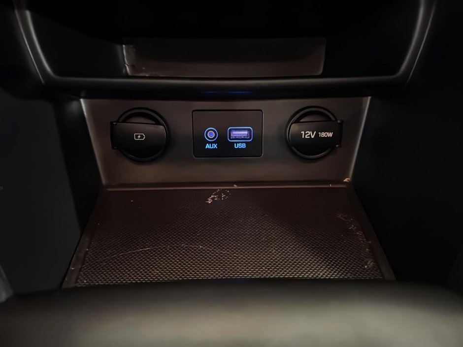Hyundai Kona ESSENTIAL A/C SIEGES CHAUFFANTS CAMERA MAGS 2021-34