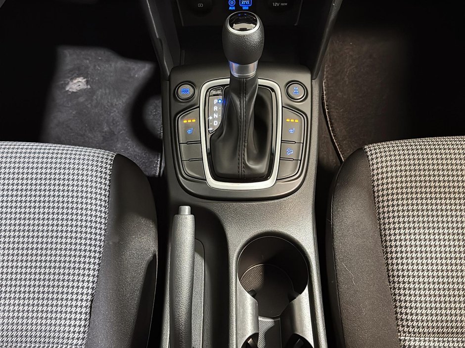 Hyundai Kona ESSENTIAL A/C SIEGES CHAUFFANTS CAMERA MAGS 2021-23