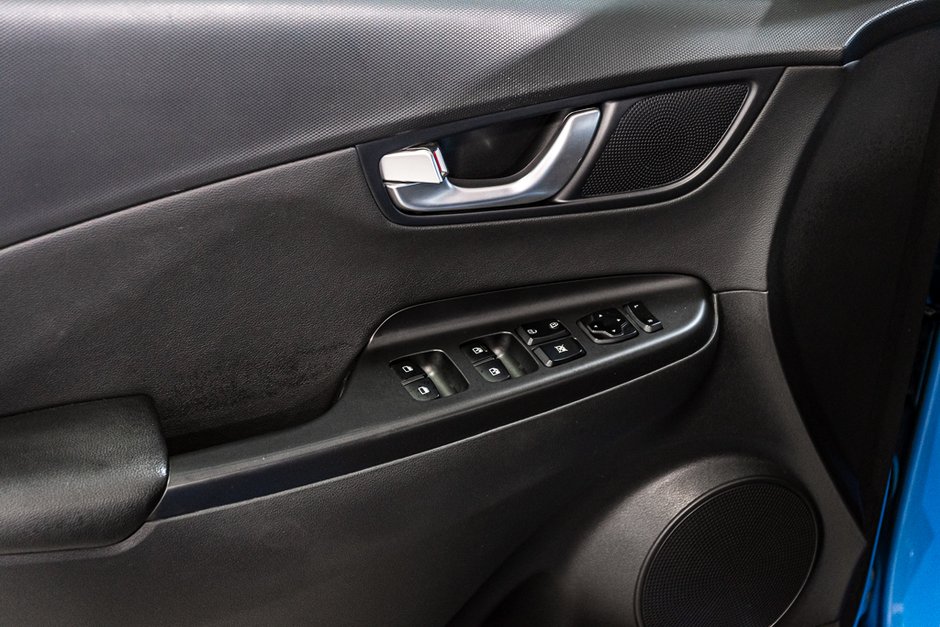 Hyundai Kona PREFERRED SUN&LEATHER AWD TOIT OUVRANT CUIR CAMERA 2022-16