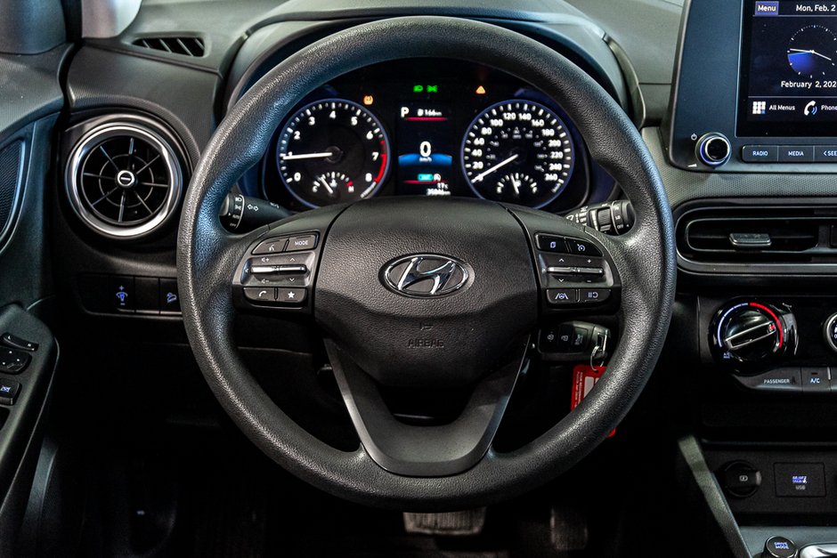 Hyundai Kona ESSENTIAL AWD SIEGES CHAUFFANT CARPLAY CAMERA MAGS 2022-26