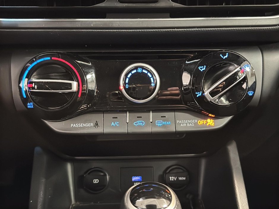 Hyundai Kona AWD SIEGES CHAUFFANT CARPLAY CAMERA MAGS 2022-19
