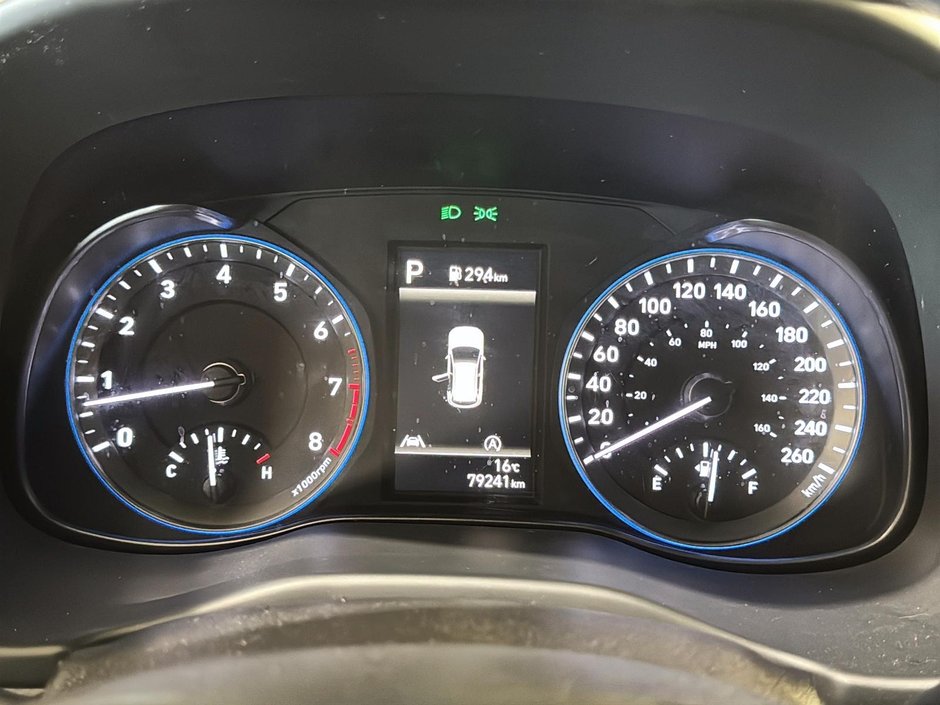 Hyundai Kona AWD SIEGES CHAUFFANT CARPLAY CAMERA MAGS 2022-23