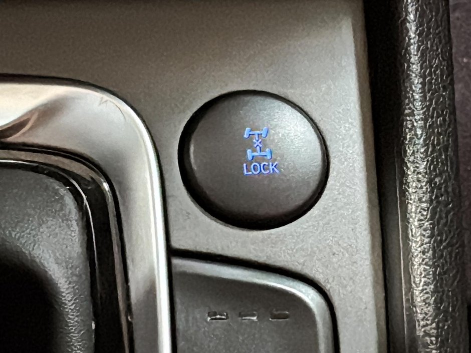 Hyundai Kona AWD SIEGES CHAUFFANT CARPLAY CAMERA MAGS 2022-34
