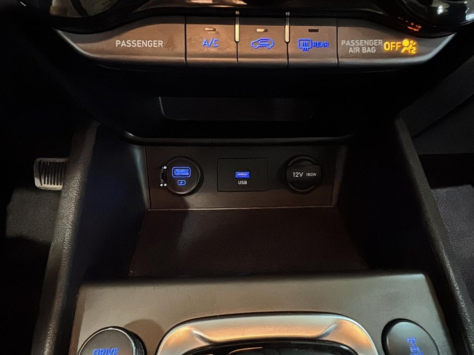Hyundai Kona AWD SIEGES CHAUFFANT CARPLAY CAMERA MAGS 2022-36