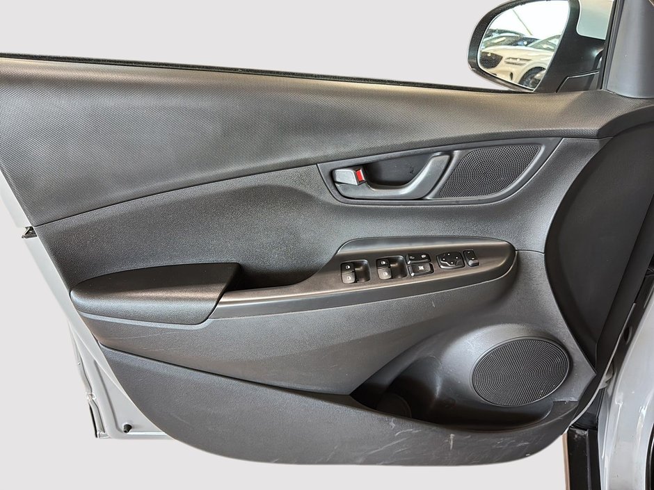 Hyundai Kona PREFERRED AWD CARPLAY CHAUFFANTS  DEMARREUR 2023-18