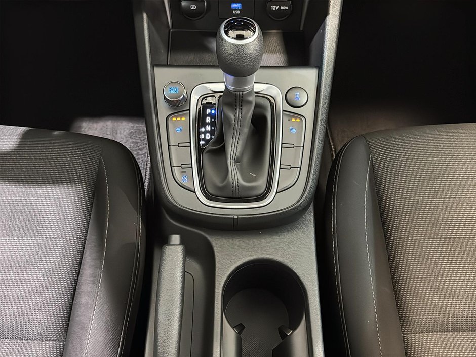 Hyundai Kona ESSENTIAL AWD A/C SIEGES CHAUFFANTS CAMERA CARPLAY 2023-23