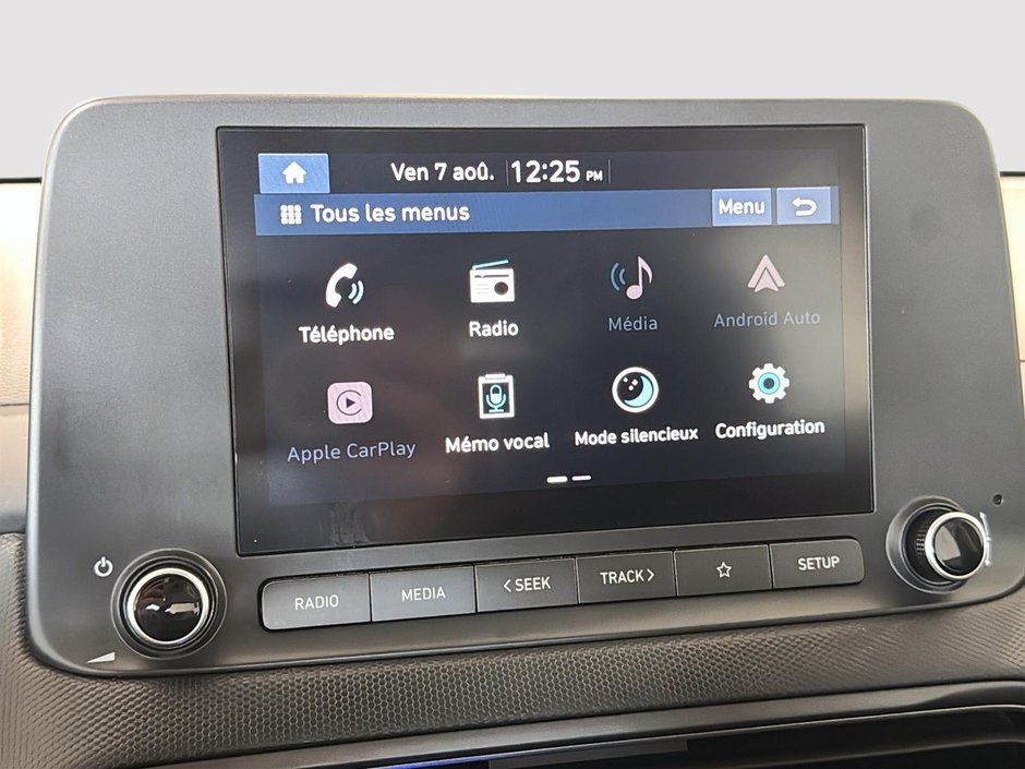 Hyundai Kona ESSENTIAL AWD A/C SIEGES CHAUFFANTS CAMERA CARPLAY 2023-26