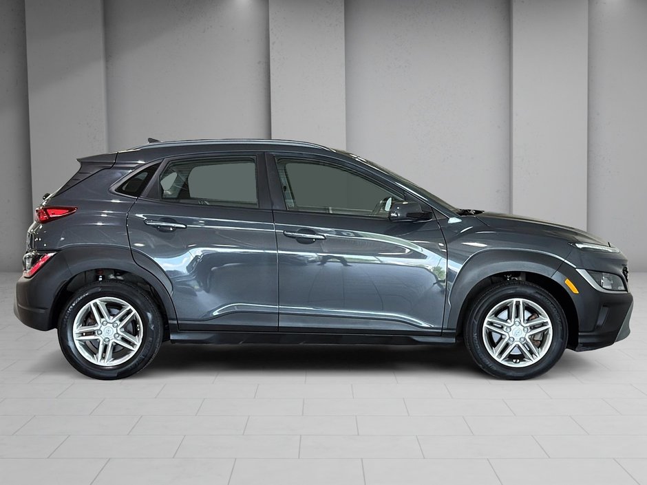 Hyundai Kona ESSENTIAL AWD A/C SIEGES CHAUFFANTS CAMERA CARPLAY 2023-15