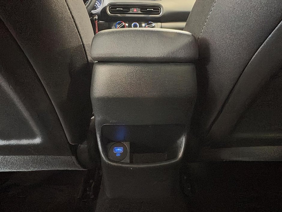 Hyundai Kona ESSENTIAL AWD A/C SIEGES CHAUFFANTS CAMERA CARPLAY 2023-36