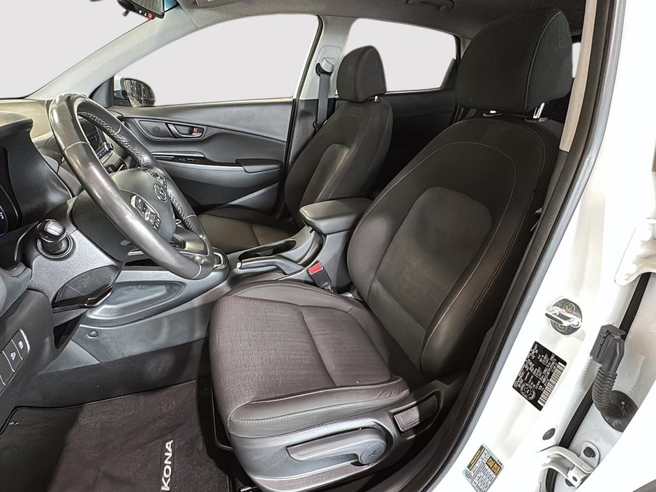 Hyundai Kona PREFERRED AWD CAM CARPLAY SIEGES CHAUFFANTS MAGS 2023-19