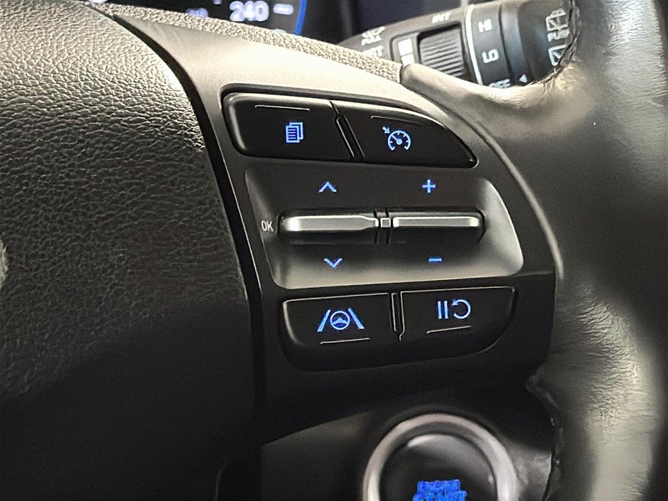 Hyundai Kona PREFERRED AWD CAM CARPLAY SIEGES CHAUFFANTS MAGS 2023-32
