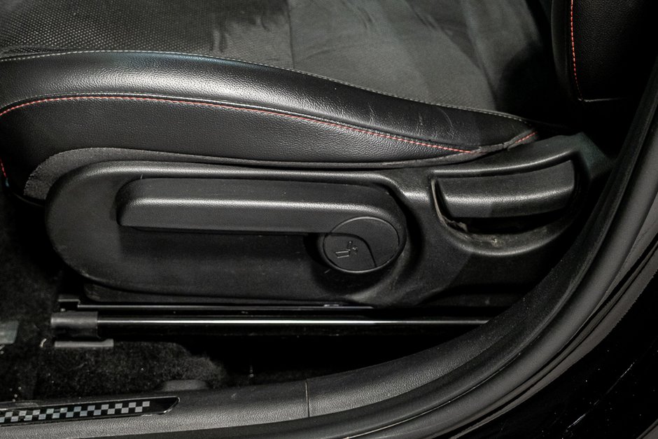 Hyundai Kona N LINE  TOIT ALCANTARA NAVI CAM SIEGES CHAUFFANTS 2024-19