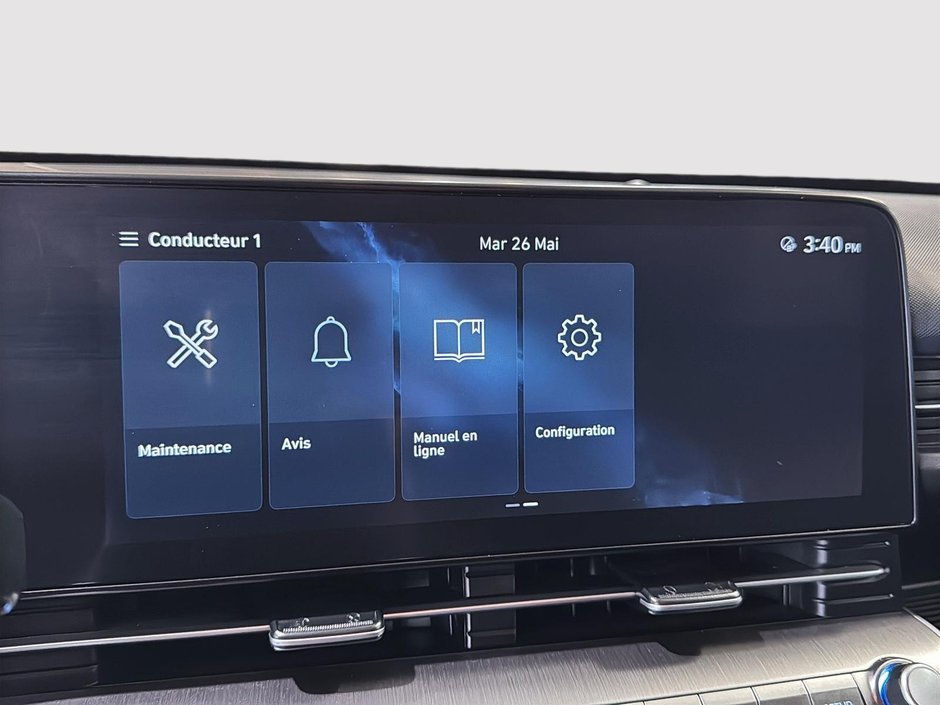 Hyundai Kona PREFERRED AWD CARPLAY CHAUFFANTS 2024-26