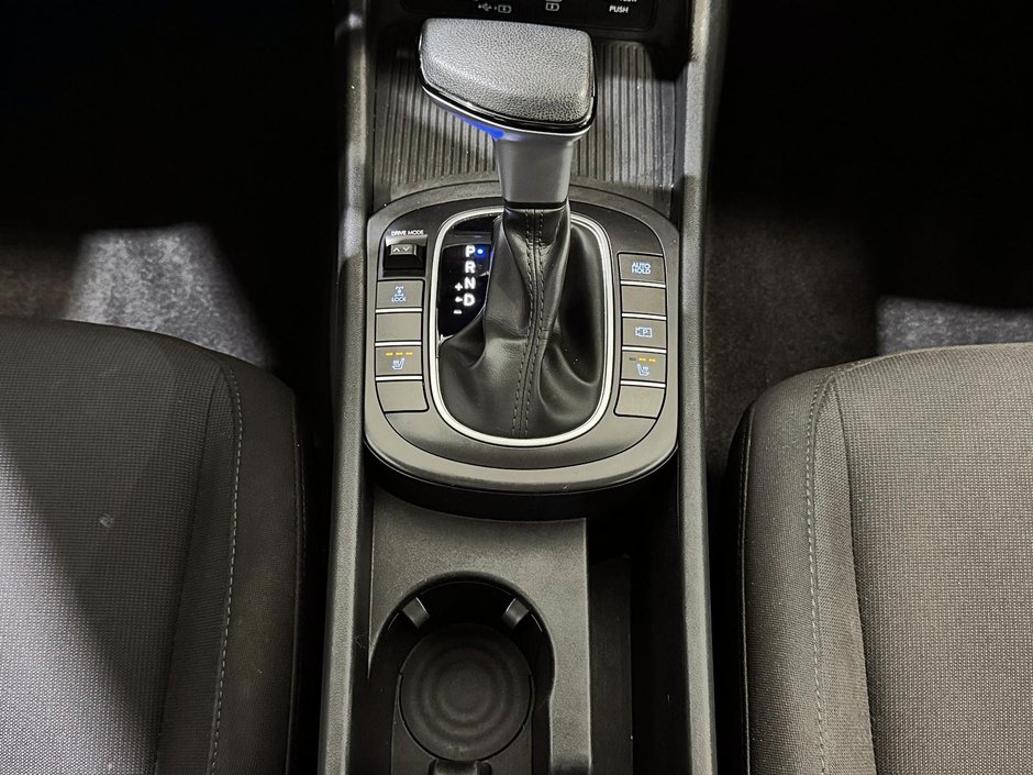 Hyundai Kona AWD SIEGES CHAUFFANT CARPLAY CAMERA MAGS 2024-17