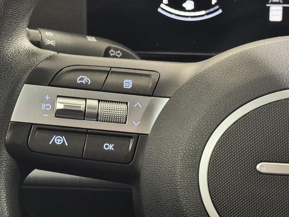 Hyundai Kona AWD SIEGES CHAUFFANT CARPLAY CAMERA MAGS 2024-23
