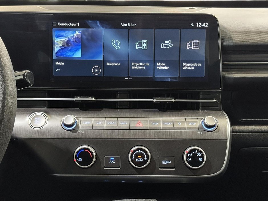 Hyundai Kona AWD SIEGES CHAUFFANT CARPLAY CAMERA MAGS 2024-16