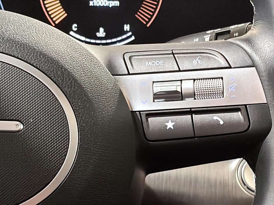 Hyundai Kona PREFERRED TREND AWD TOIT PANORAMIQUE CUIR BLUELINK 2025-24