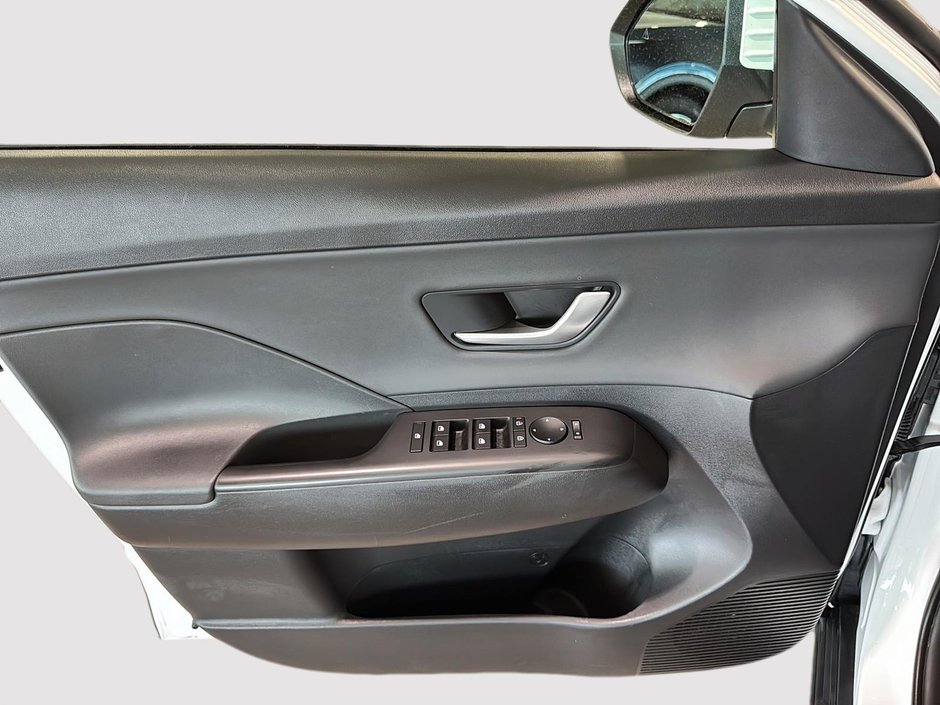 Hyundai Kona PREFERRED TREND AWD TOIT PANORAMIQUE CUIR BLUELINK 2025-19