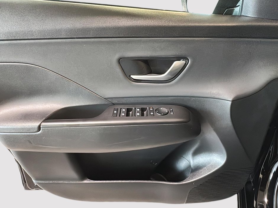 Hyundai Kona PREFERRED TREND AWD CUIR TOIT OUVRANT CARPLAY 2025-19