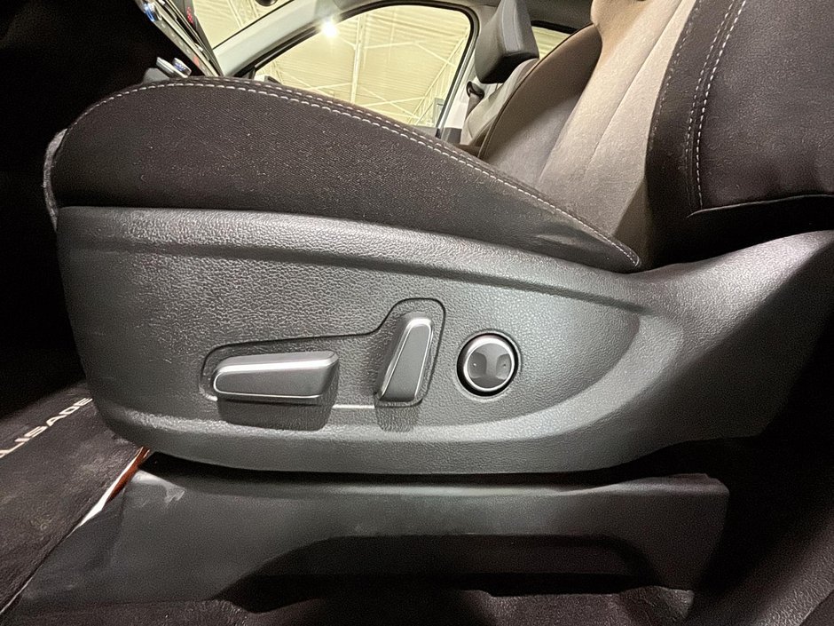 Hyundai Palisade PREFERRED 8 PASSAGERS TOIT CAMERA CARPLAY KEYLESS 2024-15