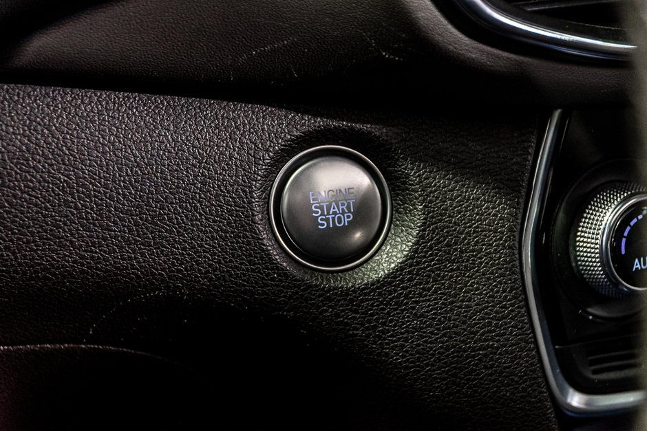 Hyundai Santa Fe ULTIMATE AWD TOIT PANORAMIQUE NAVI CARPLAY BLULINK 2019-29