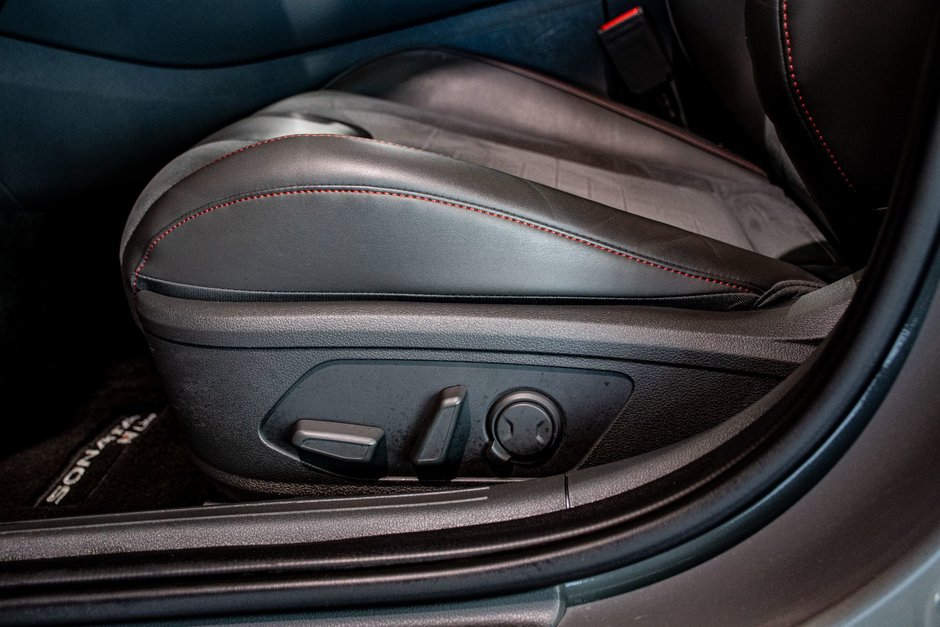 Hyundai Sonata N-LINE TOIT PANORAMIQUE NAVI CUIR CARPLAY BOSE 2023-23