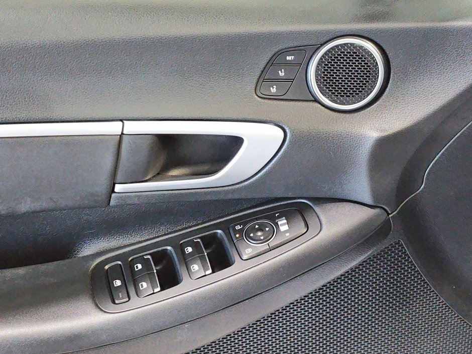 Hyundai Sonata PREFERRED AWD-TREND  TOIT  CARPLAY CUIR CAMERA 2025-18