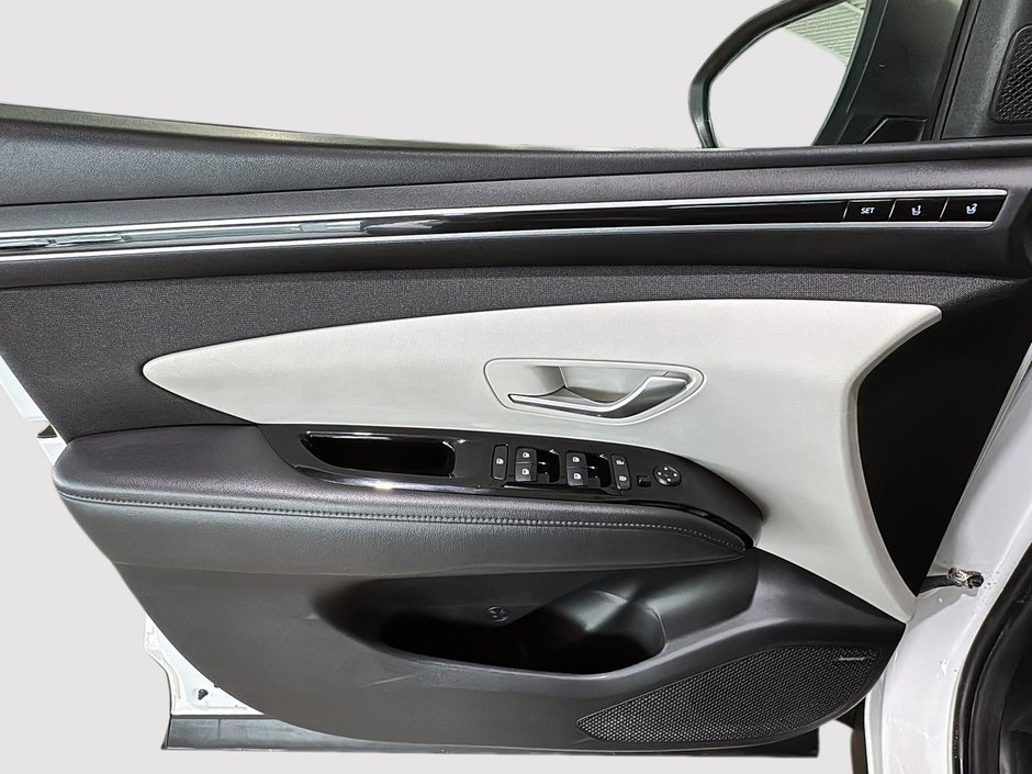 Hyundai Tucson Plug-In Hybrid ULTIMATE HYBRID PLUG AWD TOIT PANO GPS CUIR 2022-19