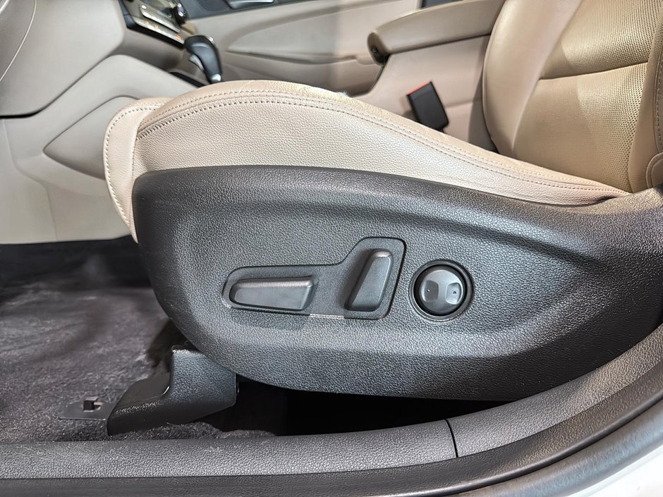 Hyundai Tucson LUXURY TOIT OUVRANT GPS CARPLAY CUIR CHAUFFANTS 2016-21