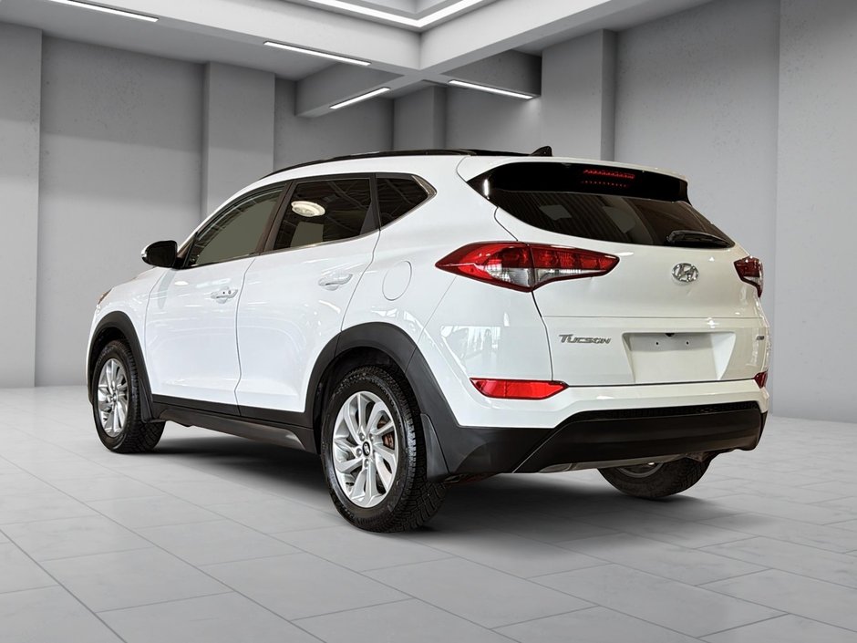 Hyundai Tucson LUXURY TOIT OUVRANT GPS CARPLAY CUIR CHAUFFANTS 2016-10