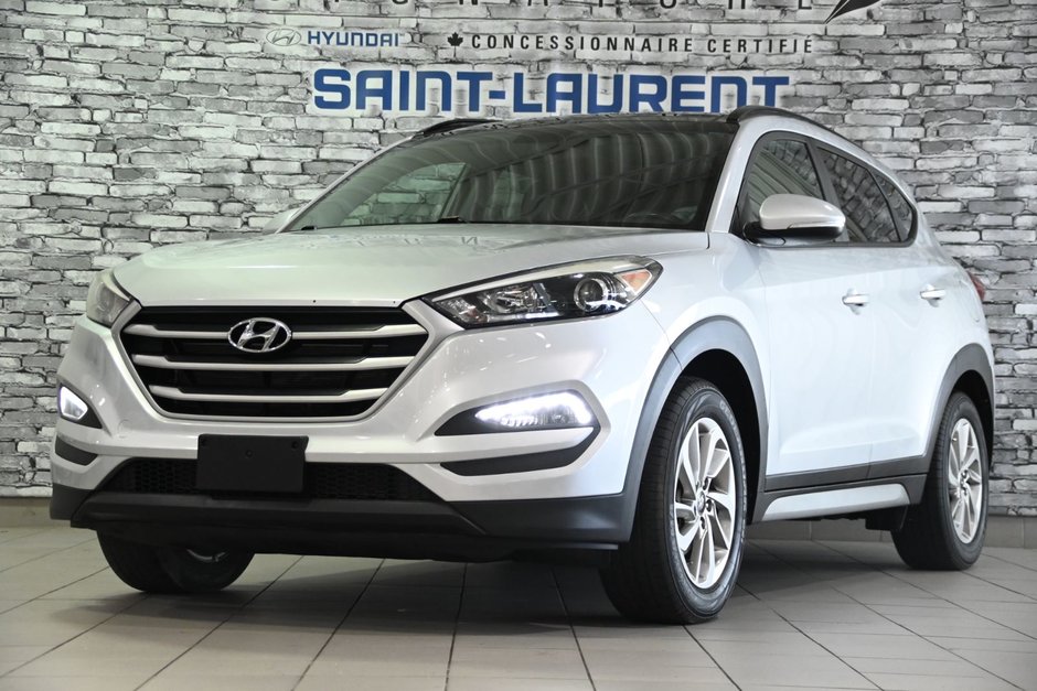 2017 Hyundai Tucson SE AWD TOIT PANORAMIQUE CUIR CAMERA ANGLE MORT in Montréal, Quebec