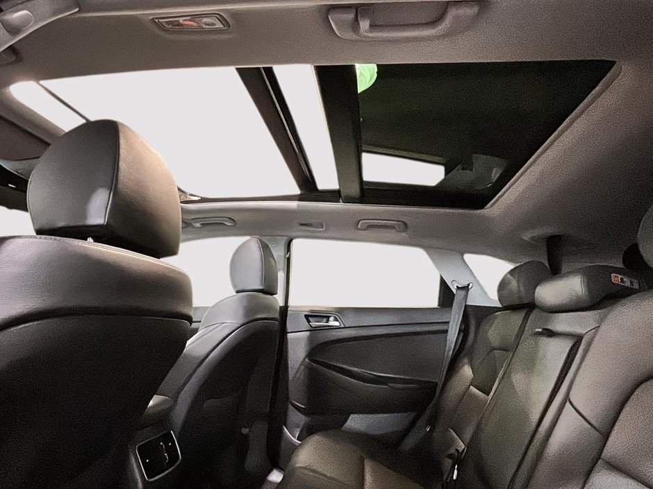 Hyundai Tucson URBAN AWD TOIT PANORAMIQUE SIEGES CHAUFFANTS CUIR 2021-17