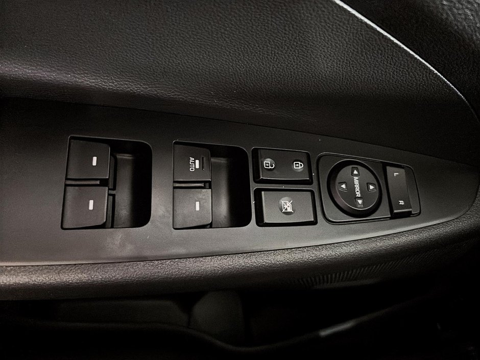 Hyundai Tucson URBAN AWD TOIT PANORAMIQUE SIEGES CHAUFFANTS CUIR 2021-29