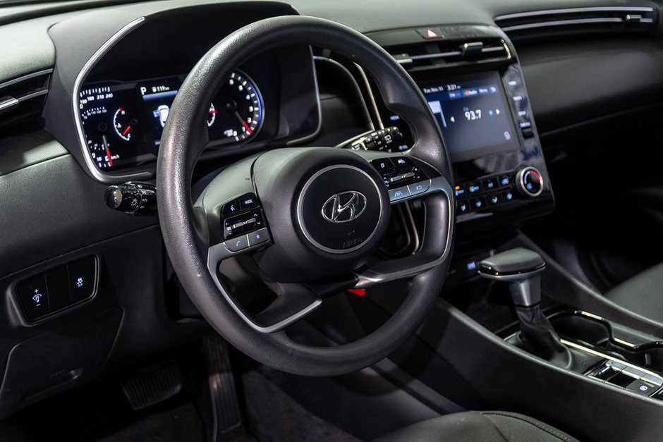 Hyundai Tucson ESSENTIEL CARPLAY CAMERA LANE ASSIST 2022-19