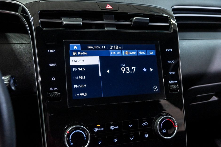 Hyundai Tucson ESSENTIEL CARPLAY CAMERA LANE ASSIST 2022-27