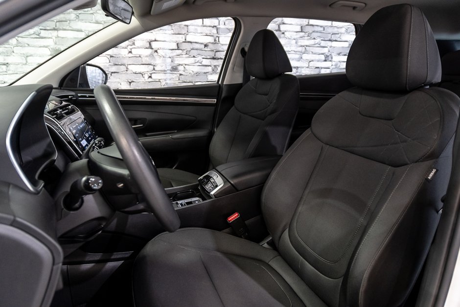 2022 Hyundai Tucson ESSENTIEL CARPLAY CAMERA LANE ASSIST-22