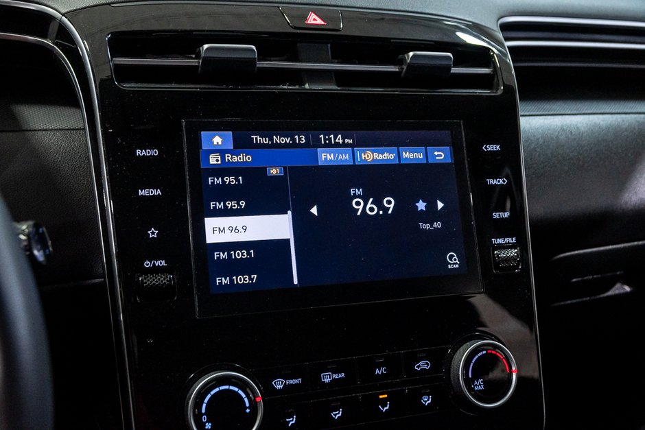 2022 Hyundai Tucson ESSENTIEL CARPLAY CAMERA LANE ASSIST-26