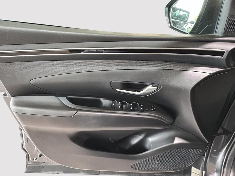 Hyundai Tucson ESSENTIAL AWD SIEGES CHAUFFANT CARPLAY CAMERA MAGS 2023-12