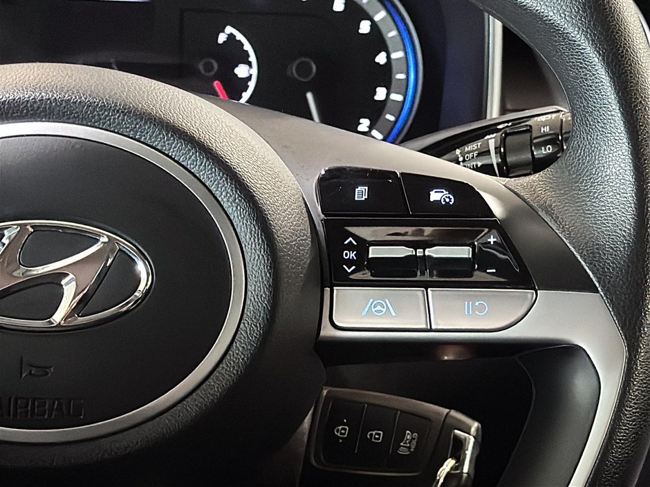 Hyundai Tucson ESSENTIAL AWD SIEGES CHAUFFANT CARPLAY CAMERA MAGS 2023-25