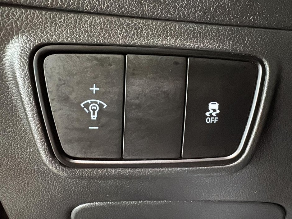 Hyundai Tucson ESSENTIAL AWD SIEGES CHAUFFANT CARPLAY CAMERA MAGS 2023-27