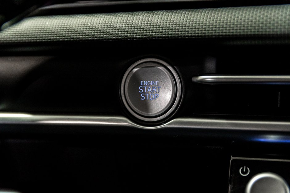 Hyundai Tucson PREFERRED AWD CARPLAY CAMERA KEYLESS MAGS 2025-32