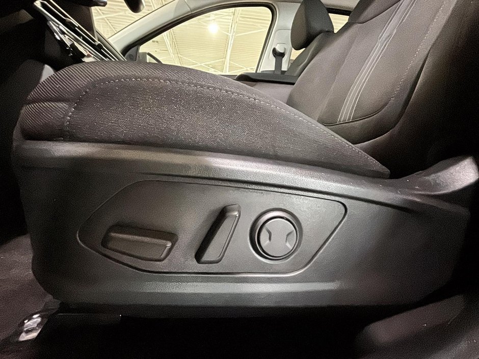 Hyundai Tucson PREFERRED AWD CARPLAY SIEGES CHAUFFANTS CAMERA 2025-17