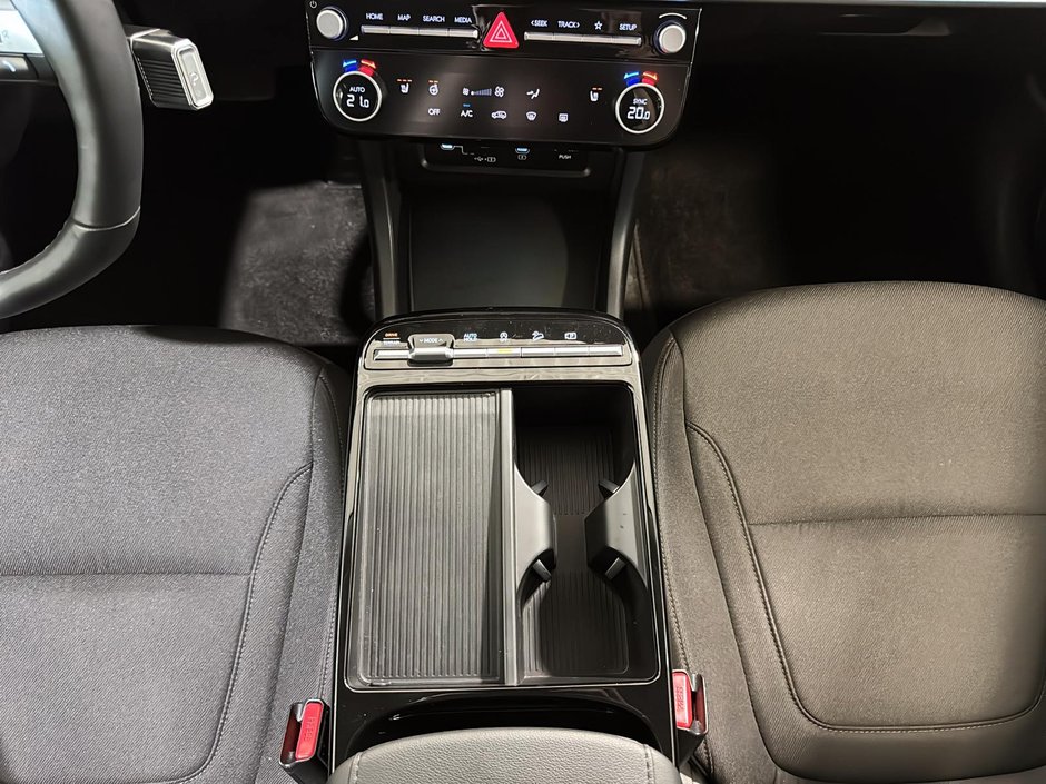 Hyundai Tucson PREFERRED AWD CARPLAY SIEGES CHAUFFANTS CAMERA 2025-24