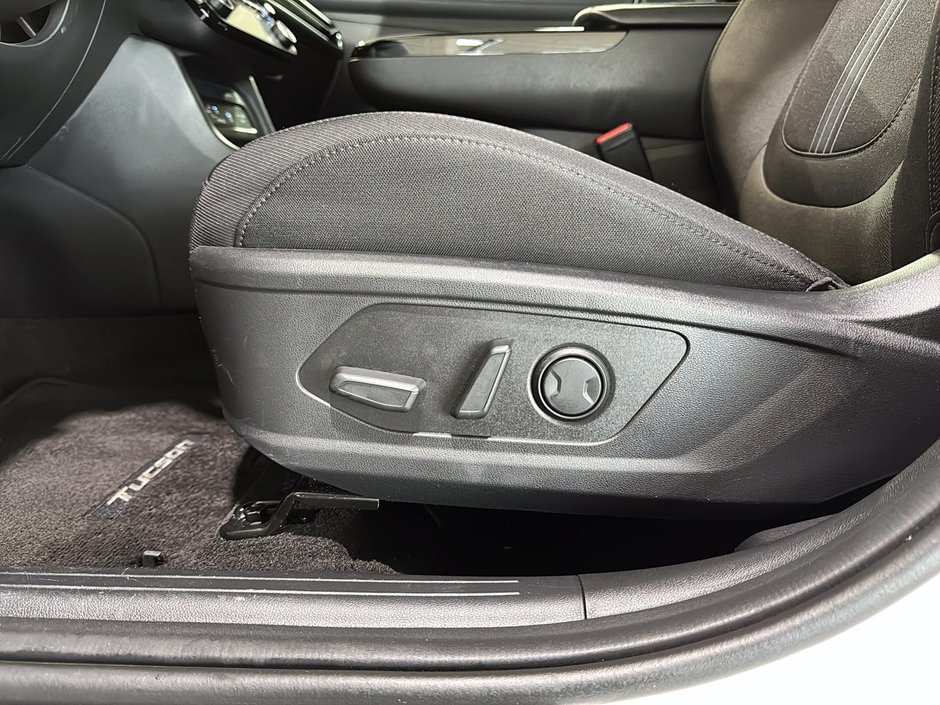 Hyundai Tucson PREFERRED AWD CAMERA CARPLAY CHAUFFANTS MAGS 2026-14