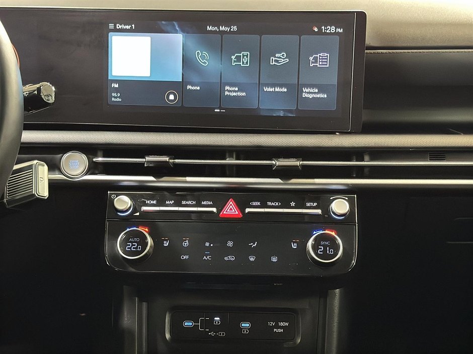 Hyundai Tucson PREFERRED AWD CAMERA CARPLAY CHAUFFANTS MAGS 2026-17