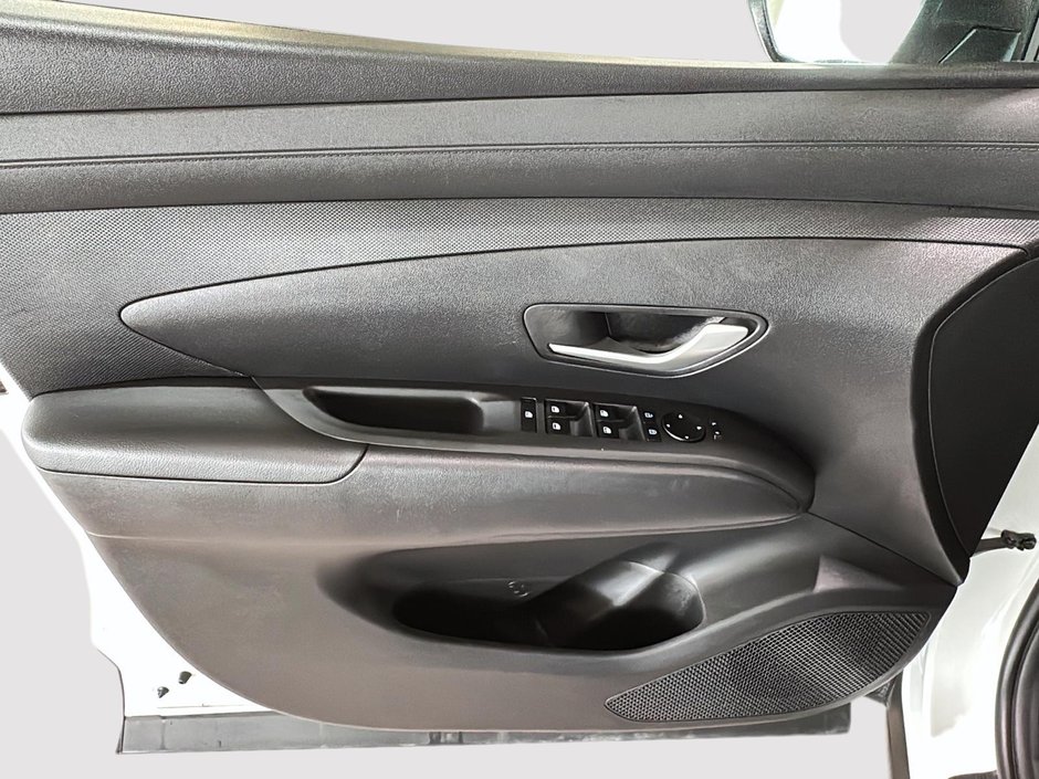 Hyundai Tucson PREFERRED AWD CAMERA CARPLAY CHAUFFANTS MAGS 2026-12